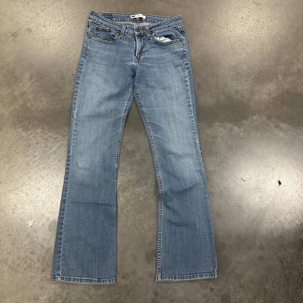 Levi's 518 Superlow light wash blue bootcut jeans size 9M [30x32]